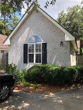 Building Photo - 162 Palm St Building Photo - 162 Palm St