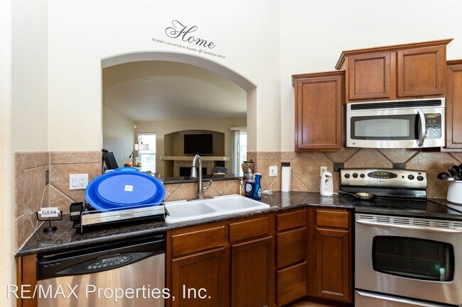 Building Photo - 4 br, 3.5 bath House - 7167 Indian River D...