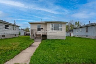 Building Photo - 1227 Logan St