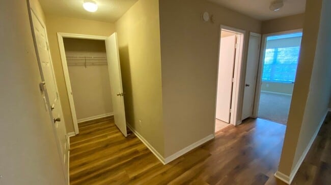 Foto del edificio - 7701 Timberlin Park Blvd