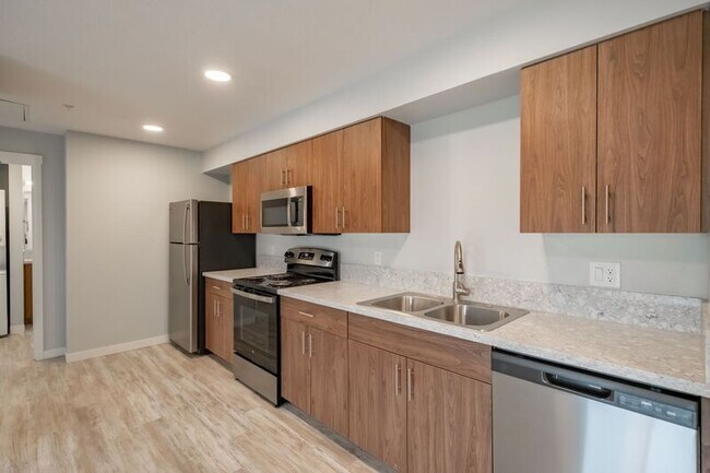 Foto del edificio - 13001 S Crompton Lane