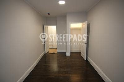 Building Photo - 2 bedroom in Boston MA 02115