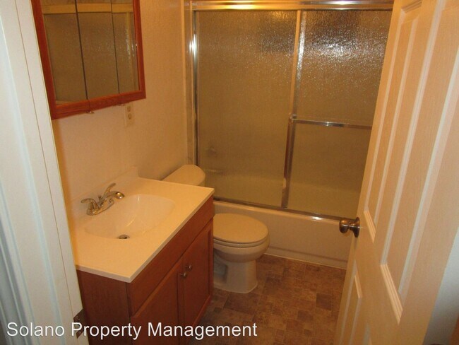 Building Photo - 3 br, 2 bath House - 1401 Michigan