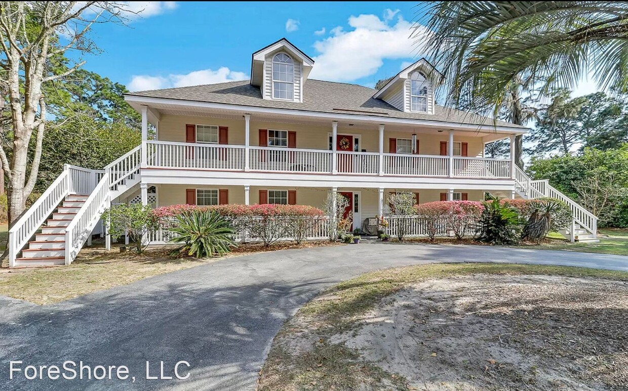 Foto principal - 3 br, 2 bath House - 127A Burnt Church Rd.