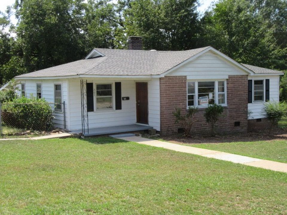 Primary Photo - 205 Furman St