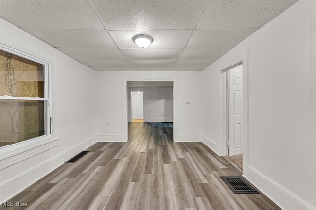 Building Photo - 3204 W 71st St