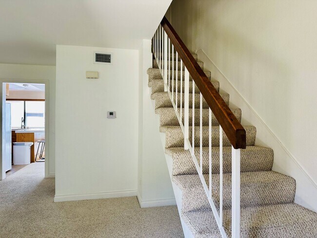 Foto del edificio - 2610 Huntington Dr