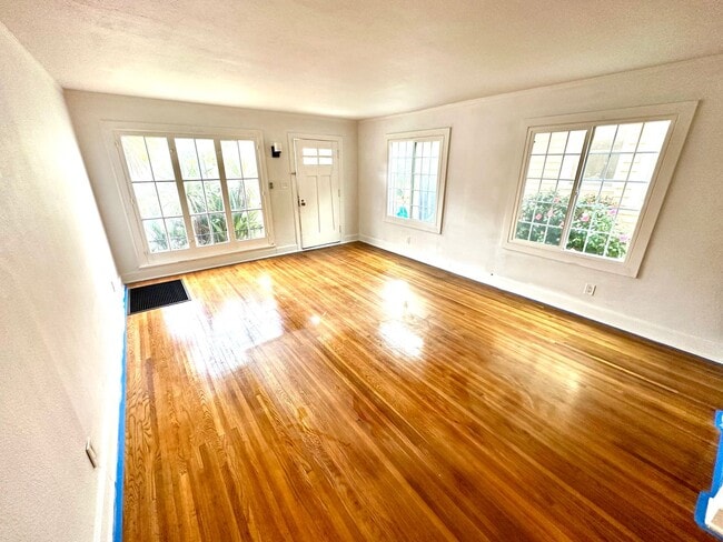 Foto del edificio - 45 65th Pl