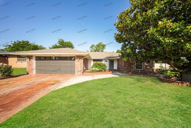Photo - 10209 Island View Dr House