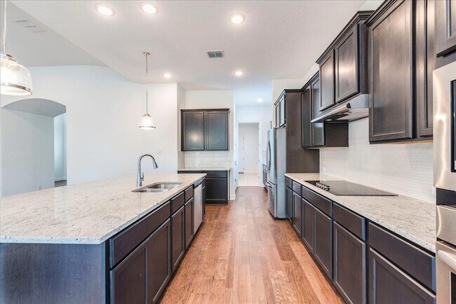 Building Photo - 144 Rocky River Rd