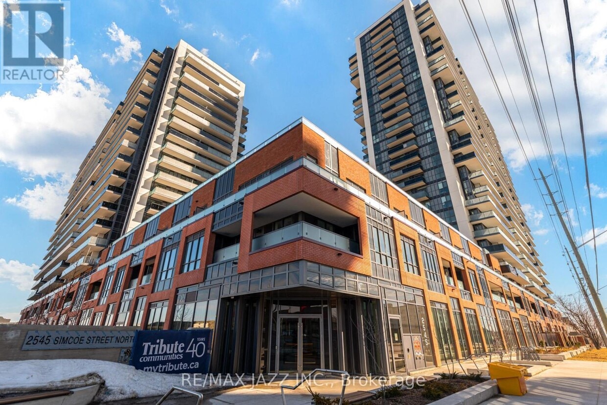 Primary Photo - 2545-2545 Simcoe St N