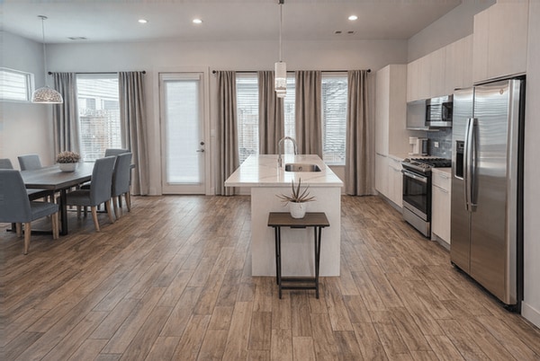 Photo - 4413 Santorini Ln House