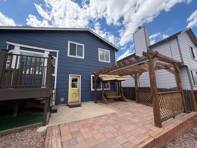 Building Photo - Vickers Heights 4 Bedroom, 3 Bathroom Single Family Home with Fenced in Yard