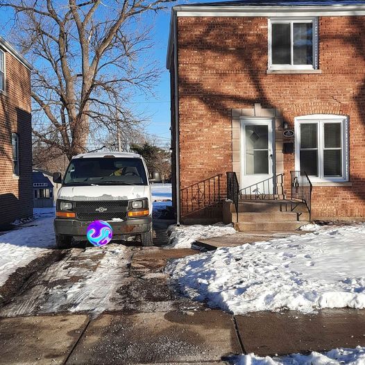 Photo - 1933 Illinois St Townhome