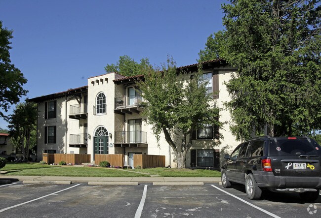 Foto del edificio - Delrado Apartments