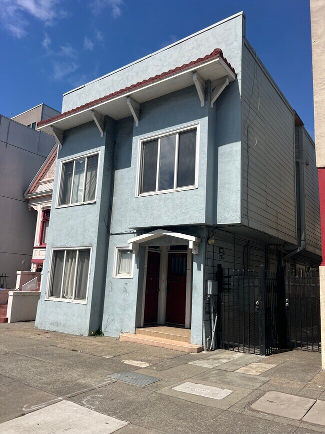 Foto del edificio - 725 Madison St