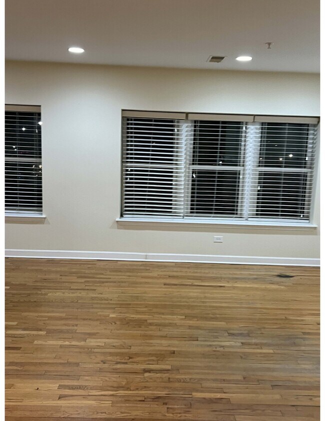 412 School St Unit 3A, Maywood, IL 60153 Condo for Rent in Maywood