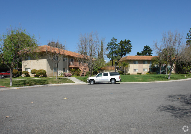 Building Photo - Los Arboles Apartments