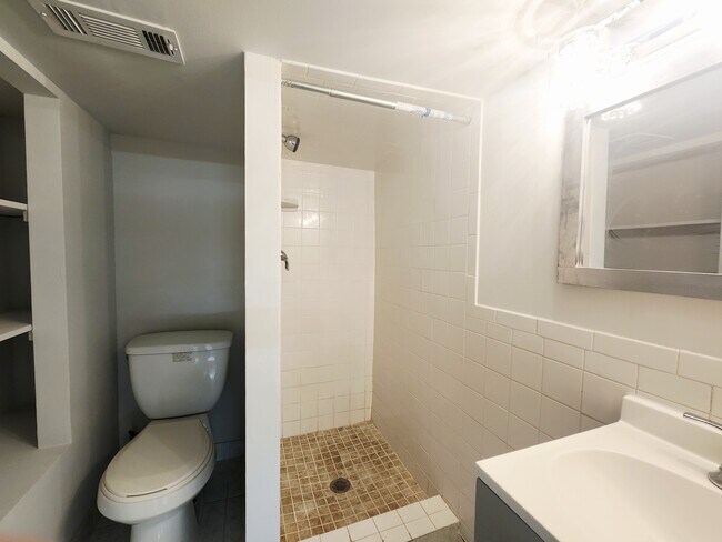 Foto del edificio - 6384 Lincolnia Rd