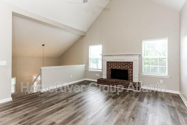 Building Photo - 3672 Marathon Cir