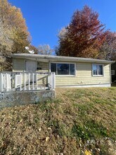 Building Photo - 9145 Loganberry Ln