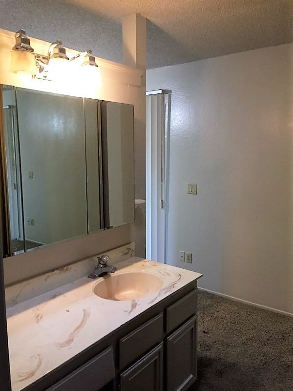 Building Photo - Great 3 Bed/2 Bath near Hwy 50 & Folsom Blvd