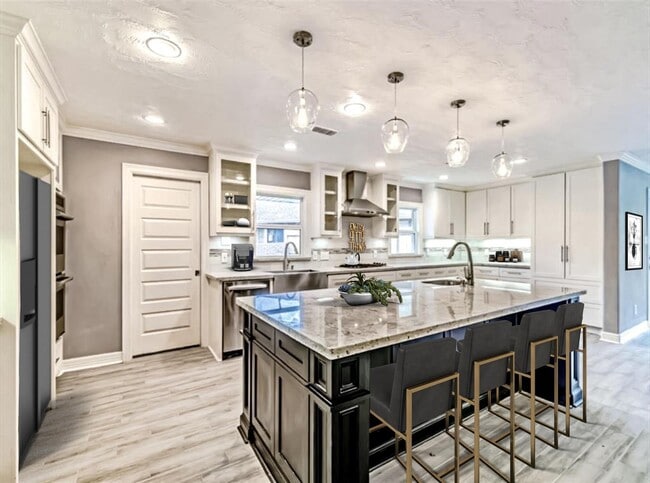 Foto del edificio - 3318 N Braeswood Blvd