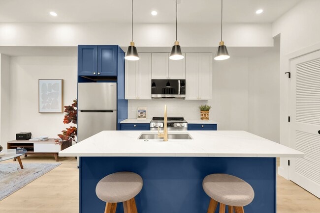Foto del edificio - 1630 K St NE