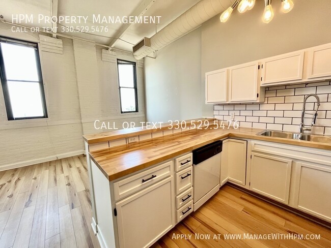 Foto del edificio - Water Street Apartments - We are offering ...