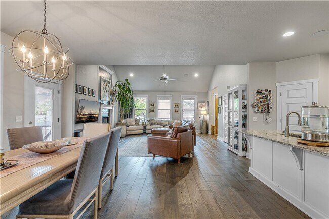 Foto del edificio - 2630 E Bayside Xing