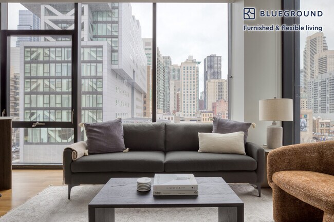 Foto del edificio - 676 North LaSalle Drive-GO FL5-ID895