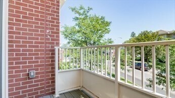 Foto del edificio - 629 Hammond St