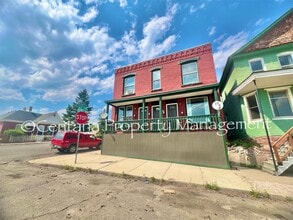 Building Photo - 433-435 W Silver St