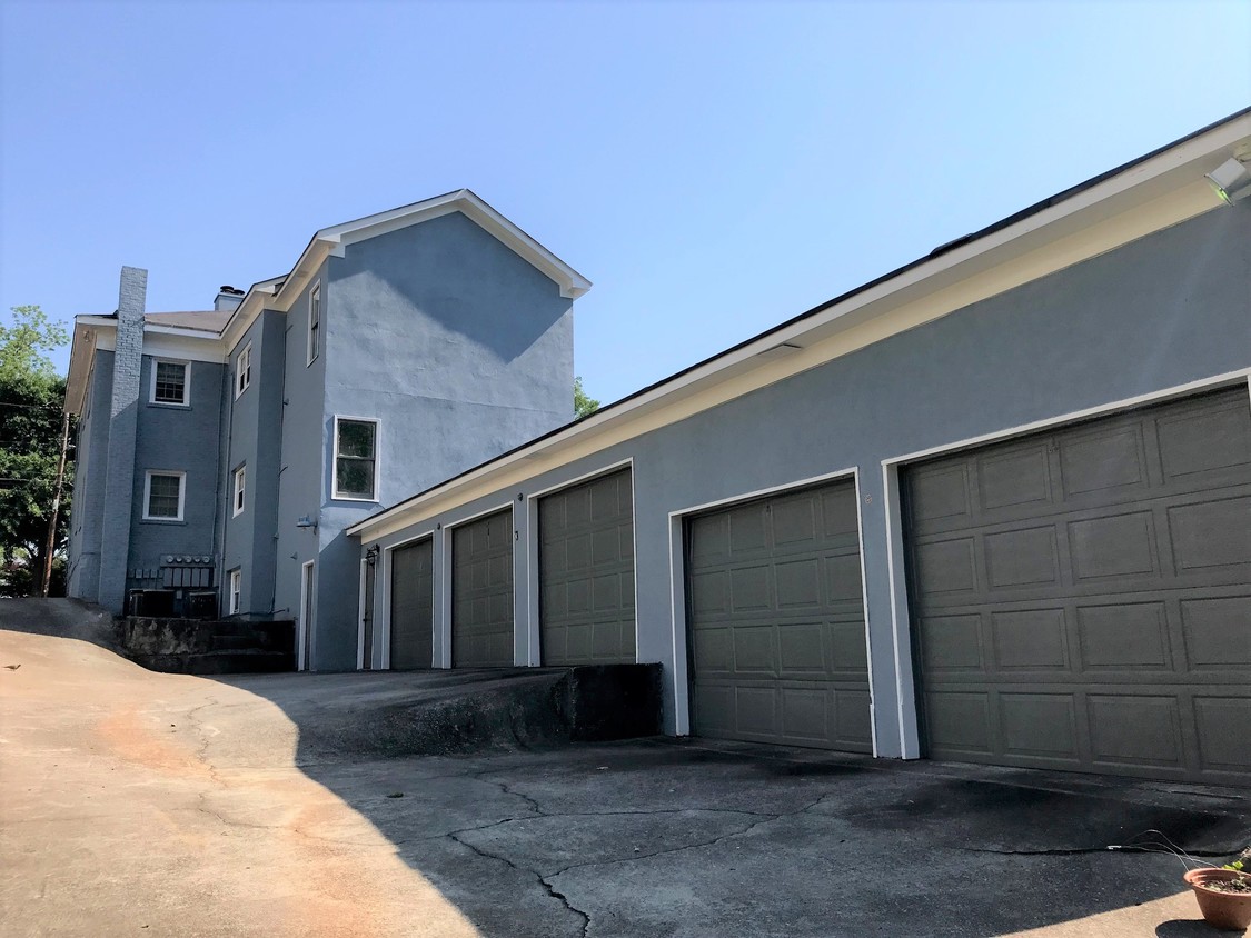 Foto del edificio - 555 Winton Terrace NE