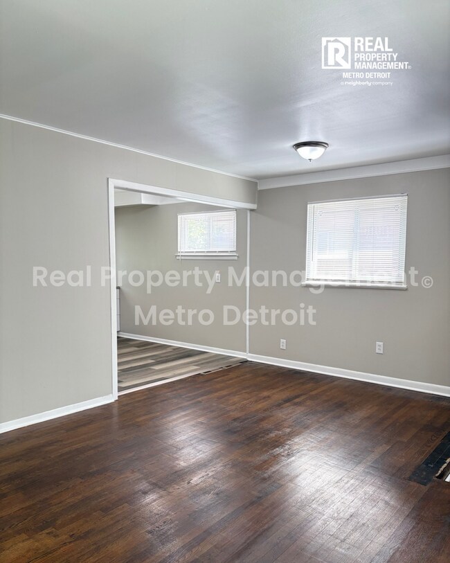 Foto del edificio - HARPER WOODS GEM