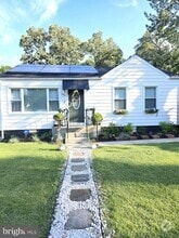 Building Photo - 6305 Woodley Rd