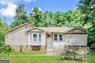Building Photo - 3521 Sandra Dr