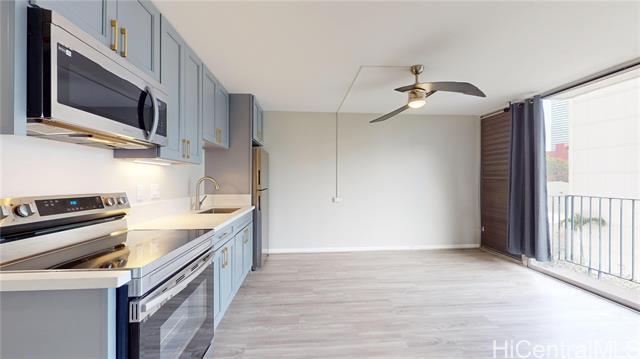 Foto del edificio - 1650 Kanunu St