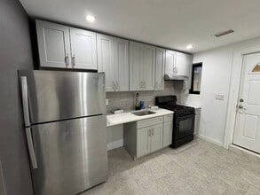 Building Photo - 1363 Kearney Ave