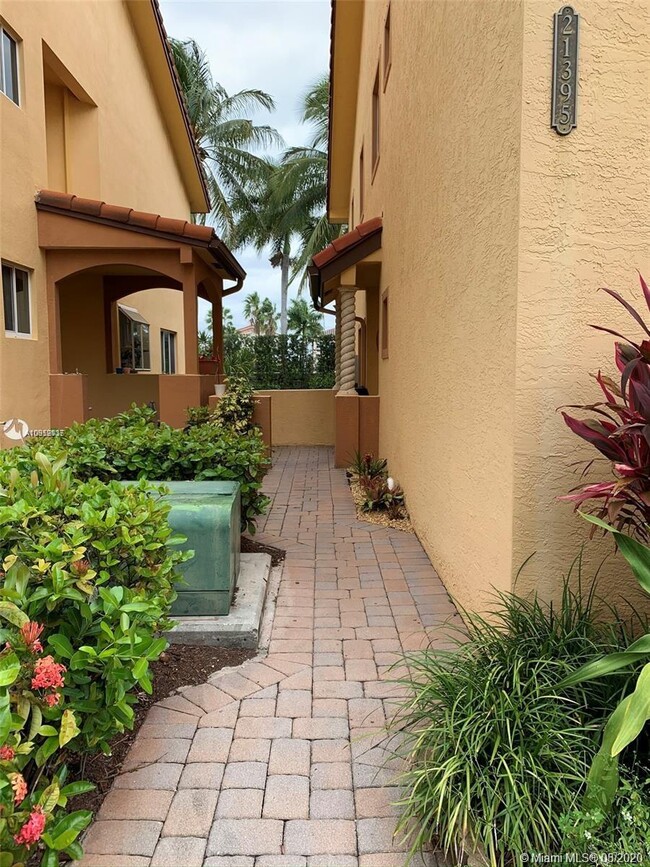 Building Photo - 21395 Marina Cove Cir