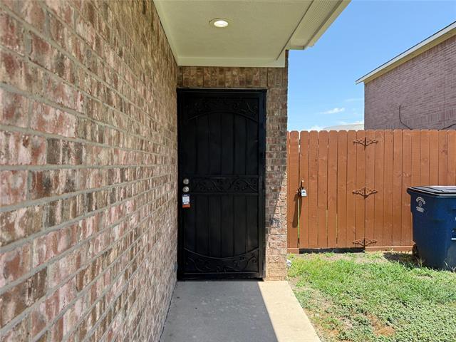 Building Photo - 4025 Preferred Pl
