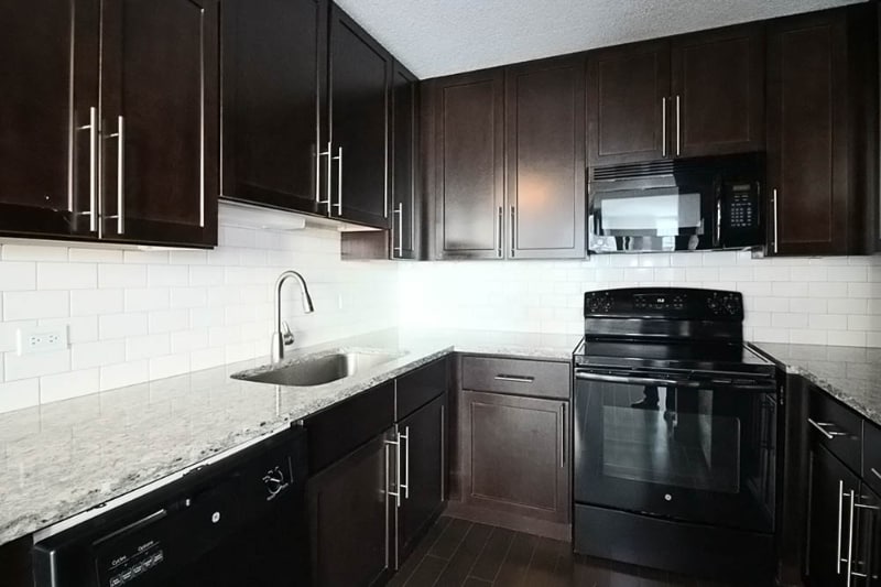 Primary Photo - 676 N Clark St
