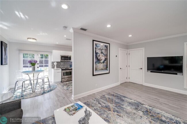 1512 NE 17th Way photo'