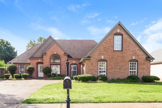Building Photo - 9339 Chimneyrock Blvd.