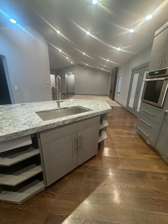 Foto del edificio - Beautiful Spacious Eagle Mtn Home-Meadow R...
