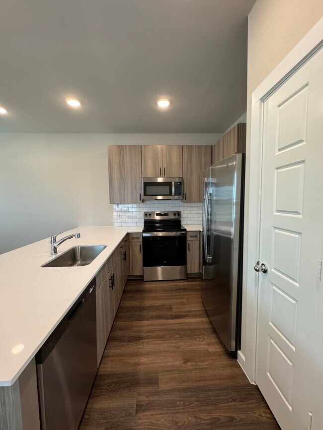 Foto del edificio - 1127 Eloise Dr