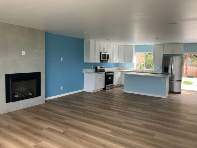 Foto del edificio - 5083 Windsor Dr