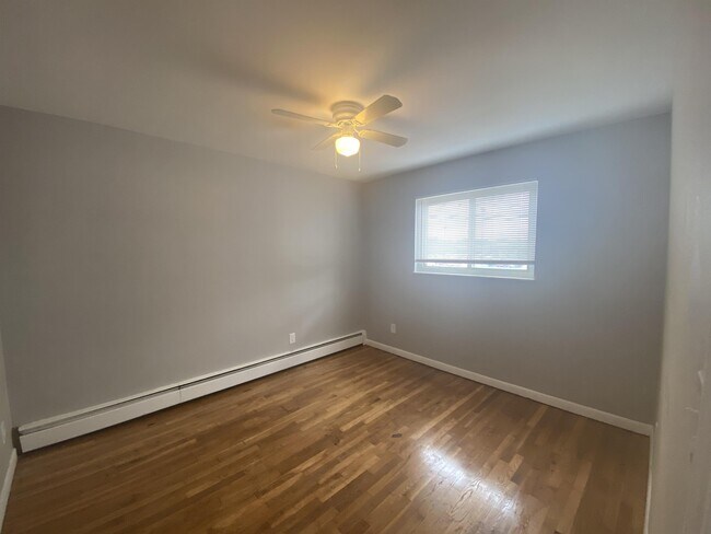 Building Photo - 2705 Willard Ave