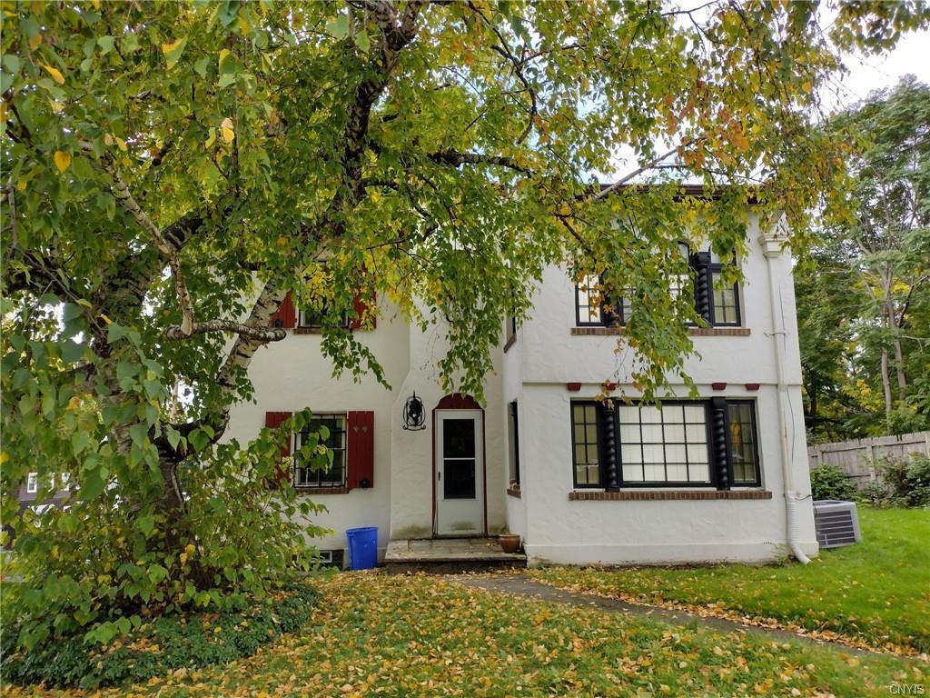 Primary Photo - 401 Oak St