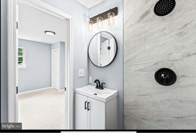 Foto del edificio - 18165 Tebbs Ln